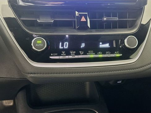 Used 2023 Toyota Corolla SE image 16