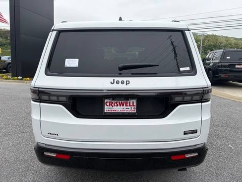 New 2026 Jeep Grand Wagoneer Limited AWD/4WD image 6