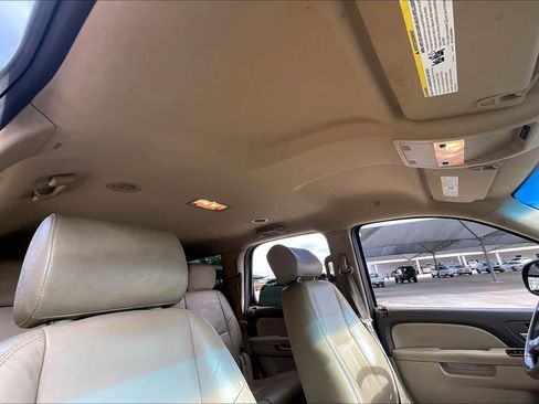 Used 2012 GMC Yukon SLE w/ Convenience Package image 13