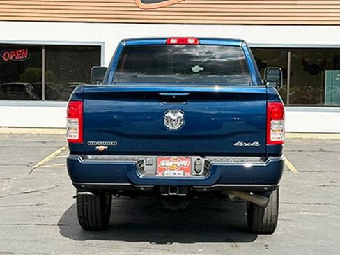 Used 2024 RAM 2500 Big Horn w/ Sport Appearance Package AWD/4WD image 10
