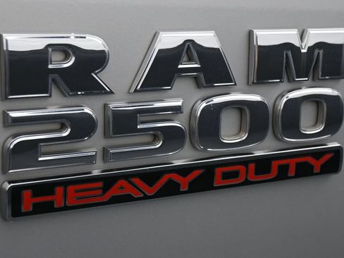 Used 2018 RAM 2500 Tradesman w/ Chrome Appearance Group AWD/4WD image 25