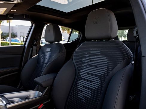 New 2025 Alfa Romeo Tonale image 25