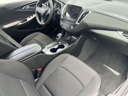 Certified 2024 Chevrolet Malibu LT FWD image 12