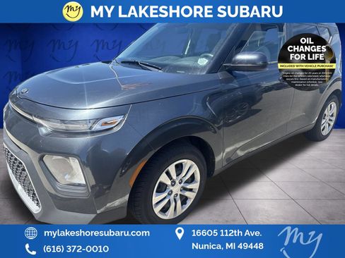 Used 2020 Kia Soul LX FWD image 3