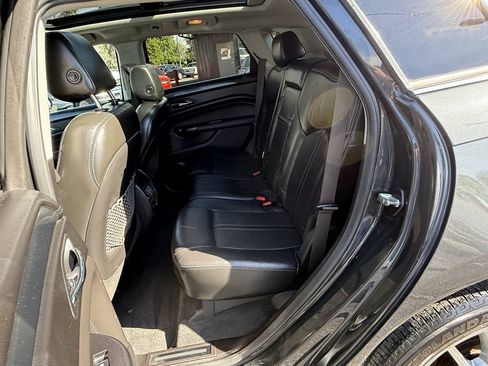Used 2016 Cadillac SRX Performance w/ Midnight Edition Package FWD image 18