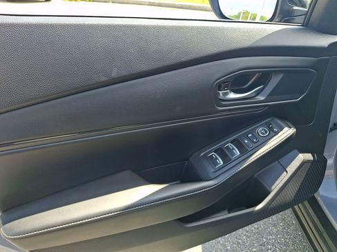 Used 2023 Honda Accord Sport image 13