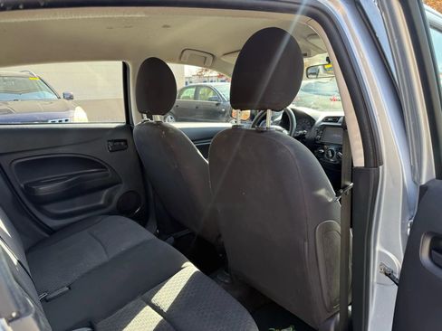 Used 2018 Mitsubishi Mirage ES image 16