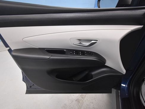 Used 2025 Hyundai Tucson SE FWD image 4