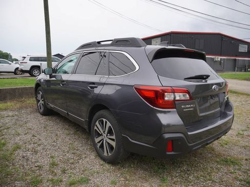 Used 2019 Subaru Outback 3.6R Limited AWD/4WD image 5