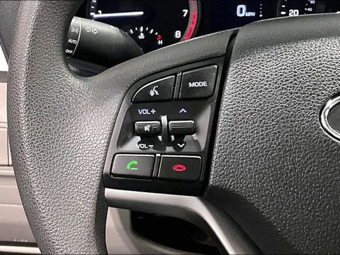 Used 2018 Hyundai Tucson SE image 11