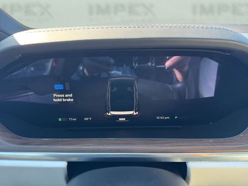 Used 2023 Tesla Model X image 25