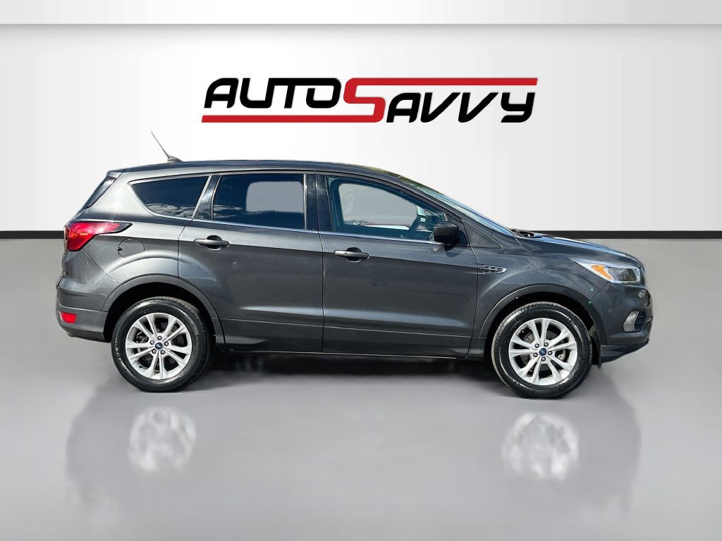 Used 2019 Ford Escape SE FWD image 8