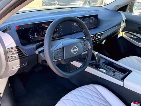 New 2026 Nissan Sentra SL w/ Floor Mat Package FWD image 10
