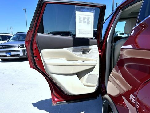Used 2017 Nissan Murano Platinum w/ Platinum Technology Package AWD/4WD image 21