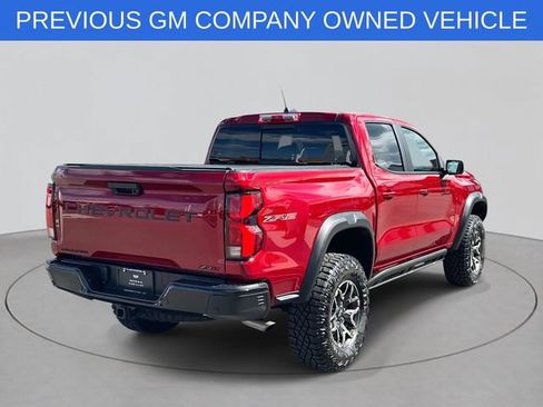 Used 2026 Chevrolet Colorado ZR2 w/ Technology Package AWD/4WD image 5