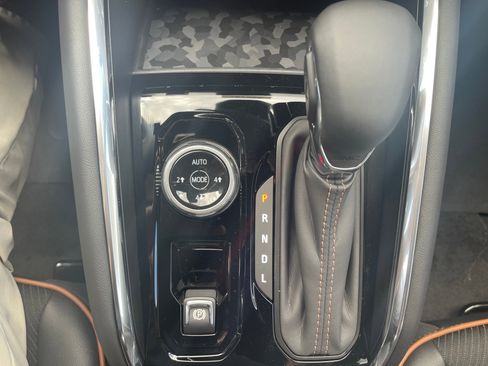 New 2026 GMC Canyon AT4 image 16