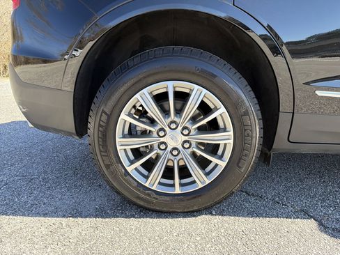 Used 2019 Cadillac XT5 Luxury image 21