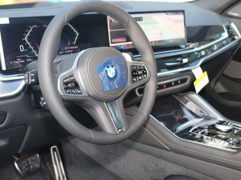 New 2026 BMW X6 xDrive40i w/ Executive Package image 12