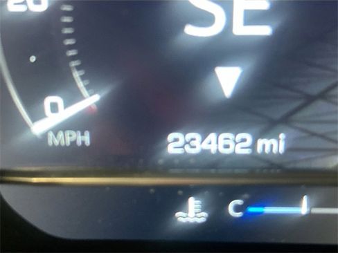 Used 2023 GMC Sierra 1500 Elevation image 14