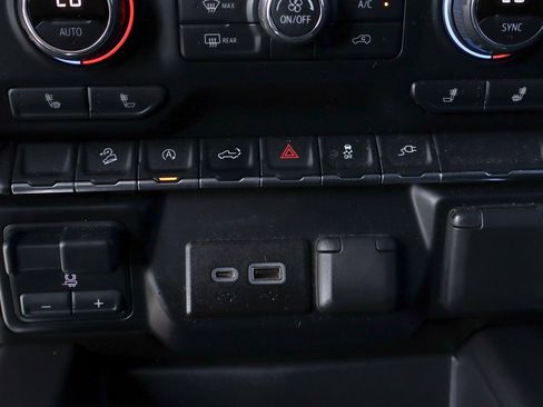 Used 2020 Chevrolet Silverado 1500 LT Trail Boss image 36