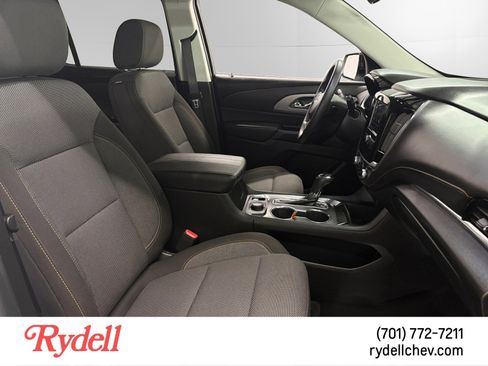 Used 2020 Chevrolet Traverse LS w/ LPO, Floor Liner Package AWD/4WD image 17