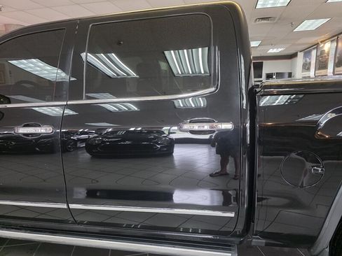 Used 2017 GMC Sierra 1500 Denali AWD/4WD image 40