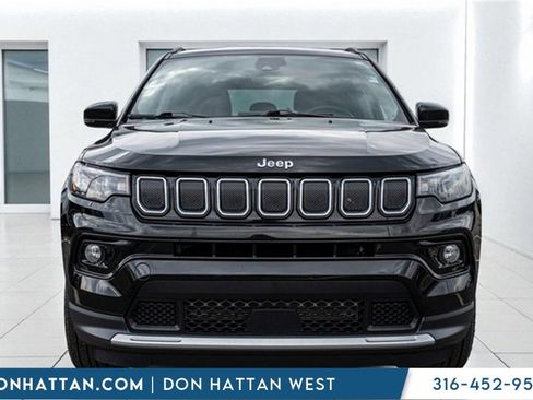 Used 2022 Jeep Compass Limited image 38