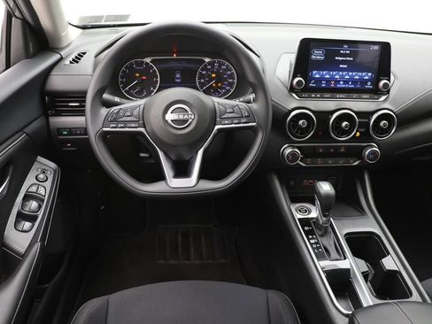 Used 2024 Nissan Sentra SV image 14