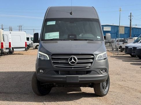 New 2026 Mercedes-Benz Sprinter 2500 image 3