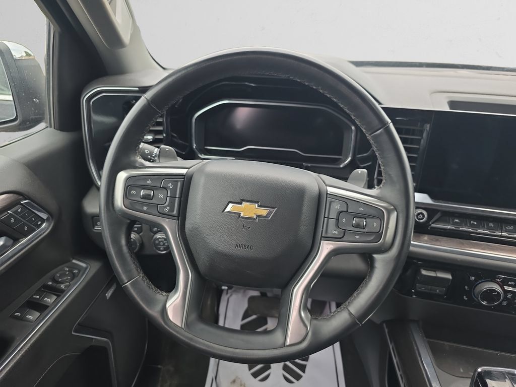 Used 2024 Chevrolet Silverado 1500 LTZ w/ Z71 Off-Road Package AWD/4WD image 13