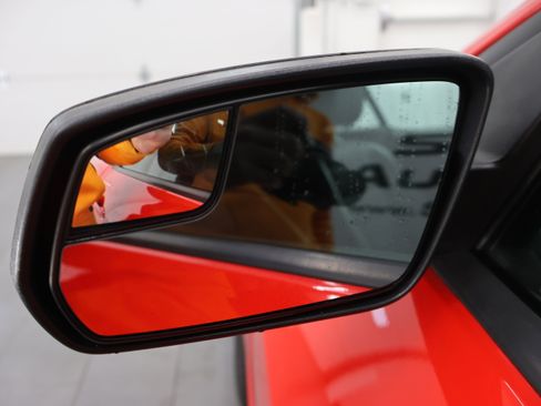 Used 2013 Ford Mustang GT Premium RWD image 32