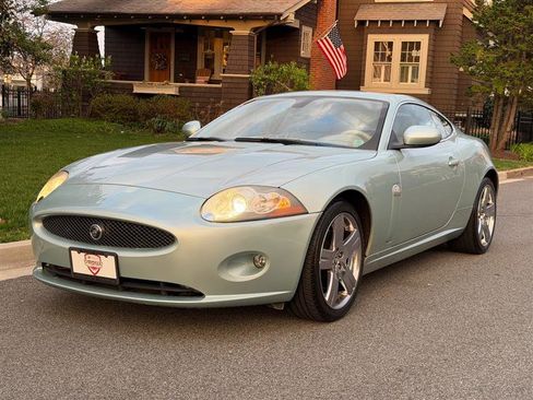Used 2008 Jaguar XK Coupe image 3