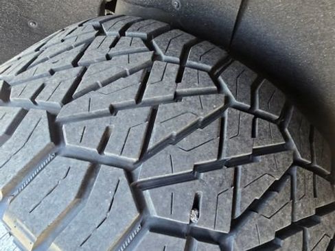 Used 2023 Chevrolet Tahoe Premier w/ Max Trailering Package AWD/4WD image 11