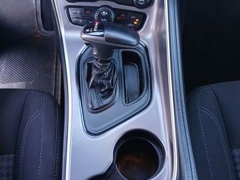 Used 2020 Dodge Challenger SXT image 16