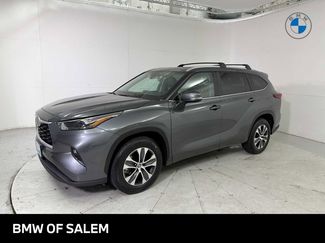 Used 2023 Toyota Highlander XLE video 1