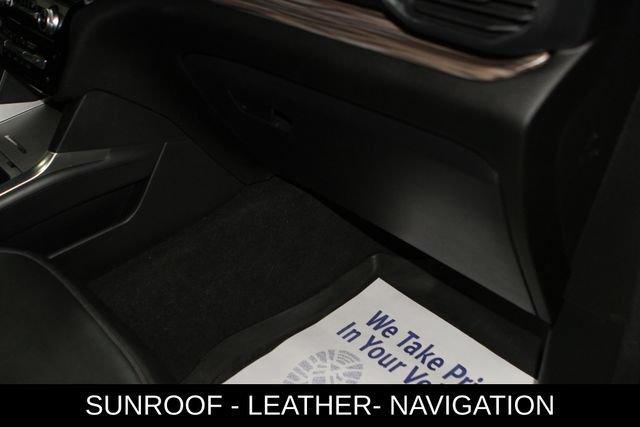 Used 2022 Ford Explorer Limited w/ Limited Technology Package AWD/4WD image 23