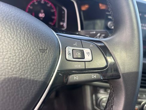 Used 2020 Volkswagen Jetta SEL FWD image 18