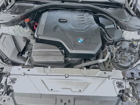 Used 2022 BMW 330i Sedan w/ M Sport Package image 32