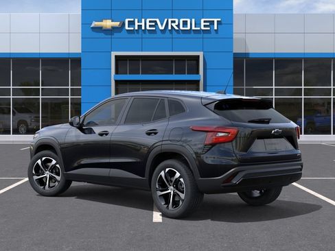 New 2026 Chevrolet Trax RS w/ Driver Confidence Package FWD image 3