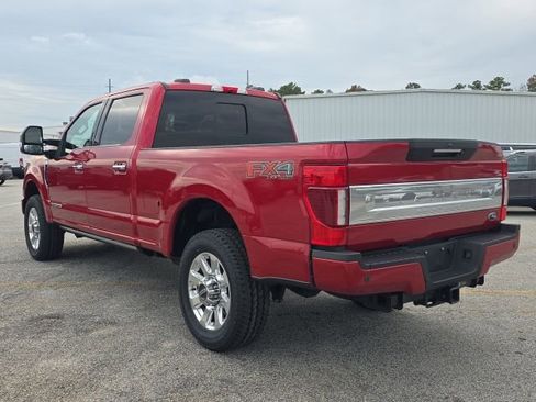 Used 2022 Ford F250 Platinum image 3