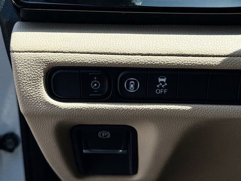 Used 2023 Acura MDX SH-AWD image 14