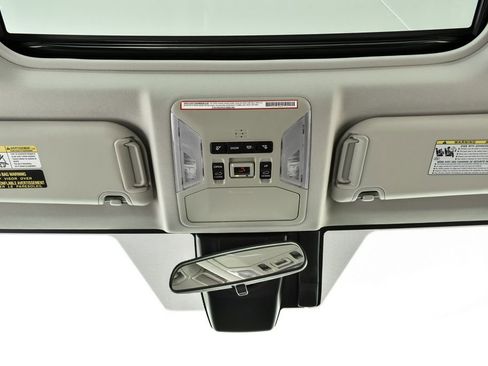 Used 2021 Toyota RAV4 XLE Premium image 17