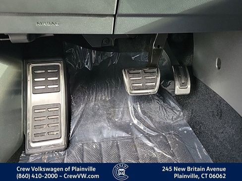 New 2026 Volkswagen Tiguan SE R-Line image 28