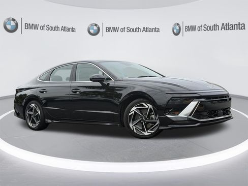 Used 2024 Hyundai Sonata SEL w/ Convenience Package FWD image 2