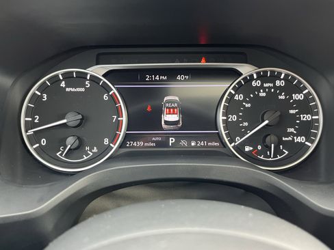 Used 2023 Nissan Rogue SV w/ SV Premium B Package image 25