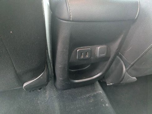 Used 2017 GMC Canyon SLE AWD/4WD image 35