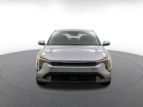 Used 2025 Kia K4 FWD image 2