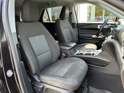 Used 2022 Ford Explorer XLT AWD/4WD image 23