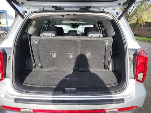 Certified 2025 Hyundai Palisade SEL image 6