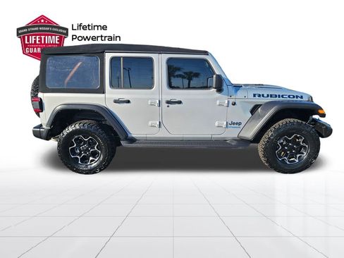 Used 2022 Jeep Wrangler Unlimited Rubicon 4xe AWD/4WD image 6